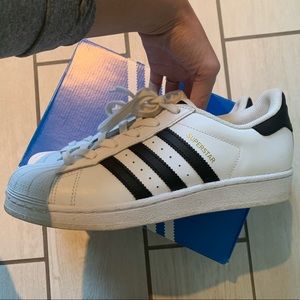 adidas Superstar Sneaker